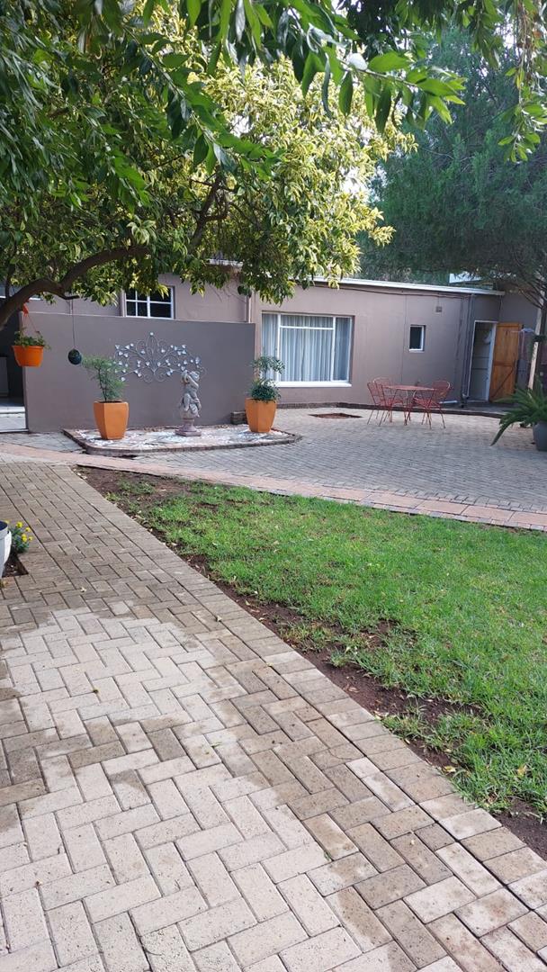 To Let 1 Bedroom Property for Rent in Herlear Northern Cape